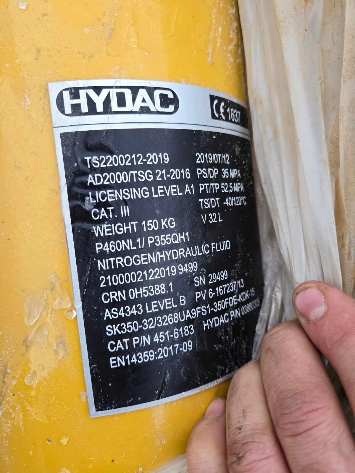Caterpillar 451-6183 Hydraulic Accumulator, Stabilization for Hydraulic Pressure