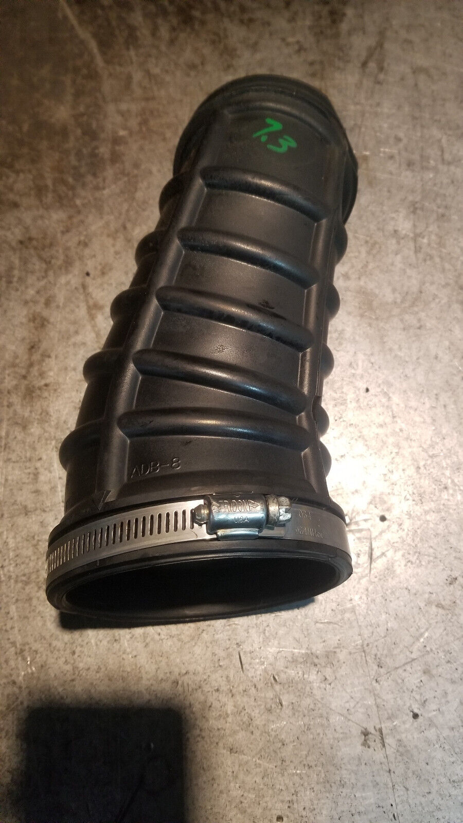 99-03 Ford F250 F350 7.3 Diesel Turbo Air Intake Duct Hose Tube OE 1831358C1