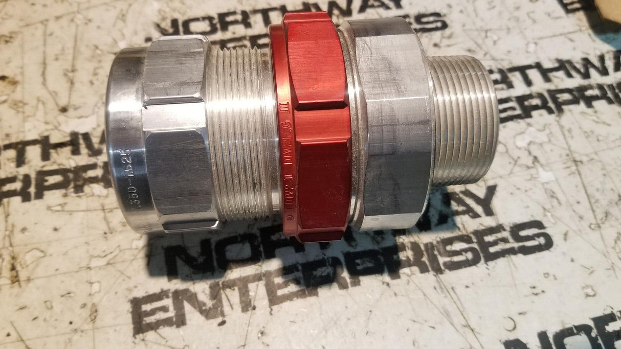 Thomas & Betts STX150-470 T&B 1-1/2" CONNECTOR NO BOX