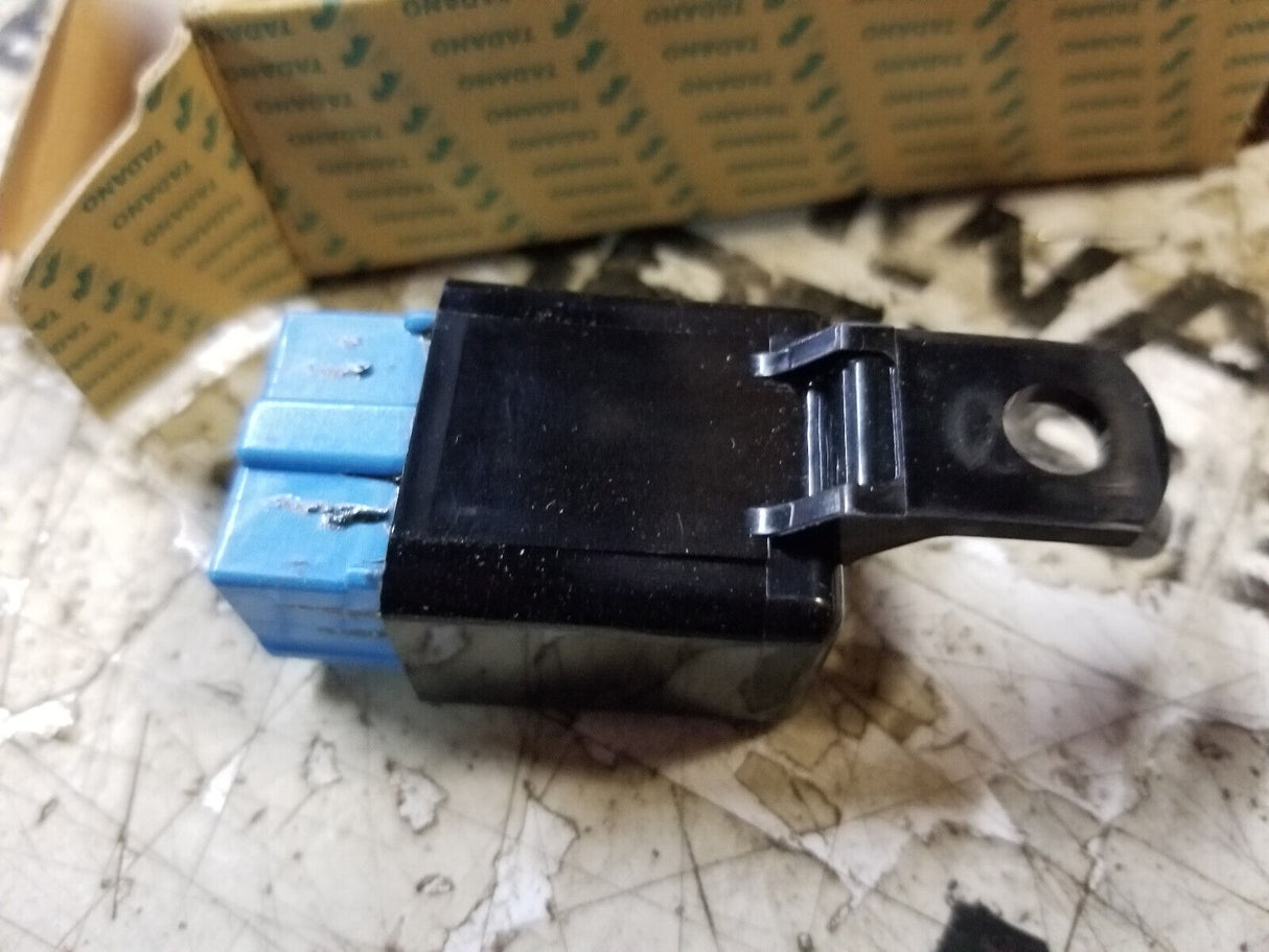 TADANO 821-000-02597 RELAY