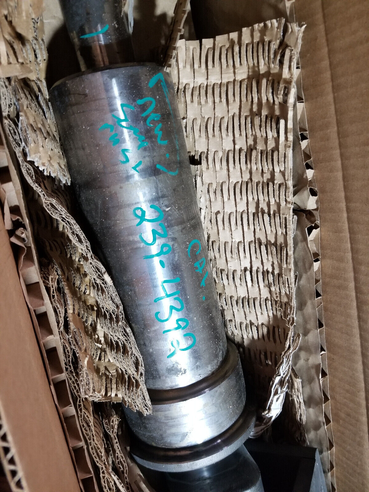 Caterpillar 239-4392 Forged Steel Track Adjusting and Recoil Cylinder 2394392