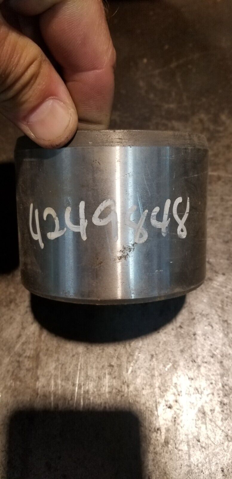 HITACHI 4249848  BUSHING