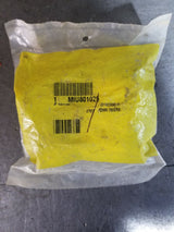MIU801025 JOHN DEERE STRAINER
