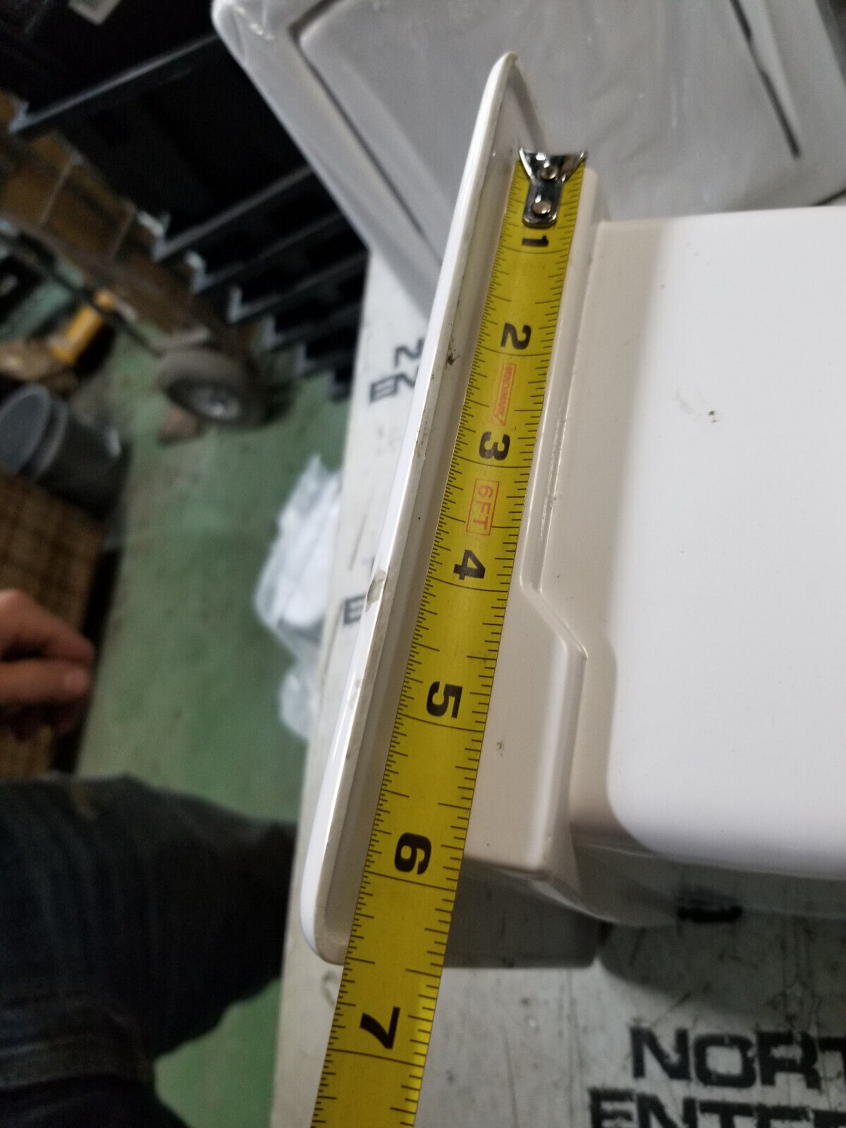 Boat Toilet Paper Holder 30800000 | White Acrylic