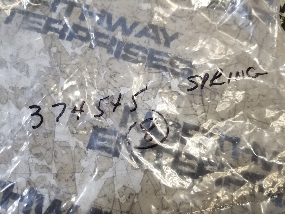 LOT OF 8 SPRINGS - 374545 Hyster Spring HY374545