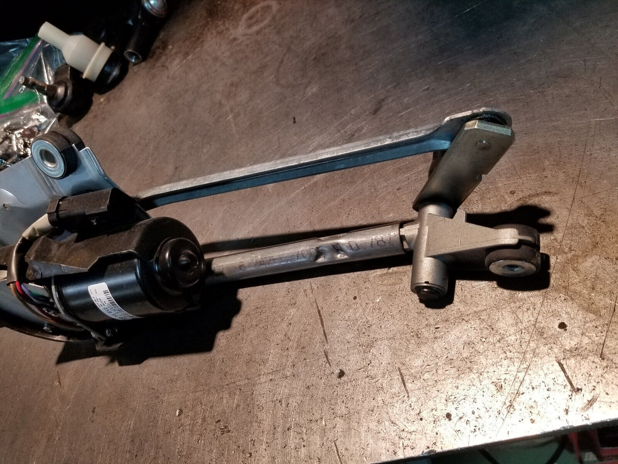 55154863AI 53556812 Pivot-Windshield WIPER LINKAGE AND MOTOR