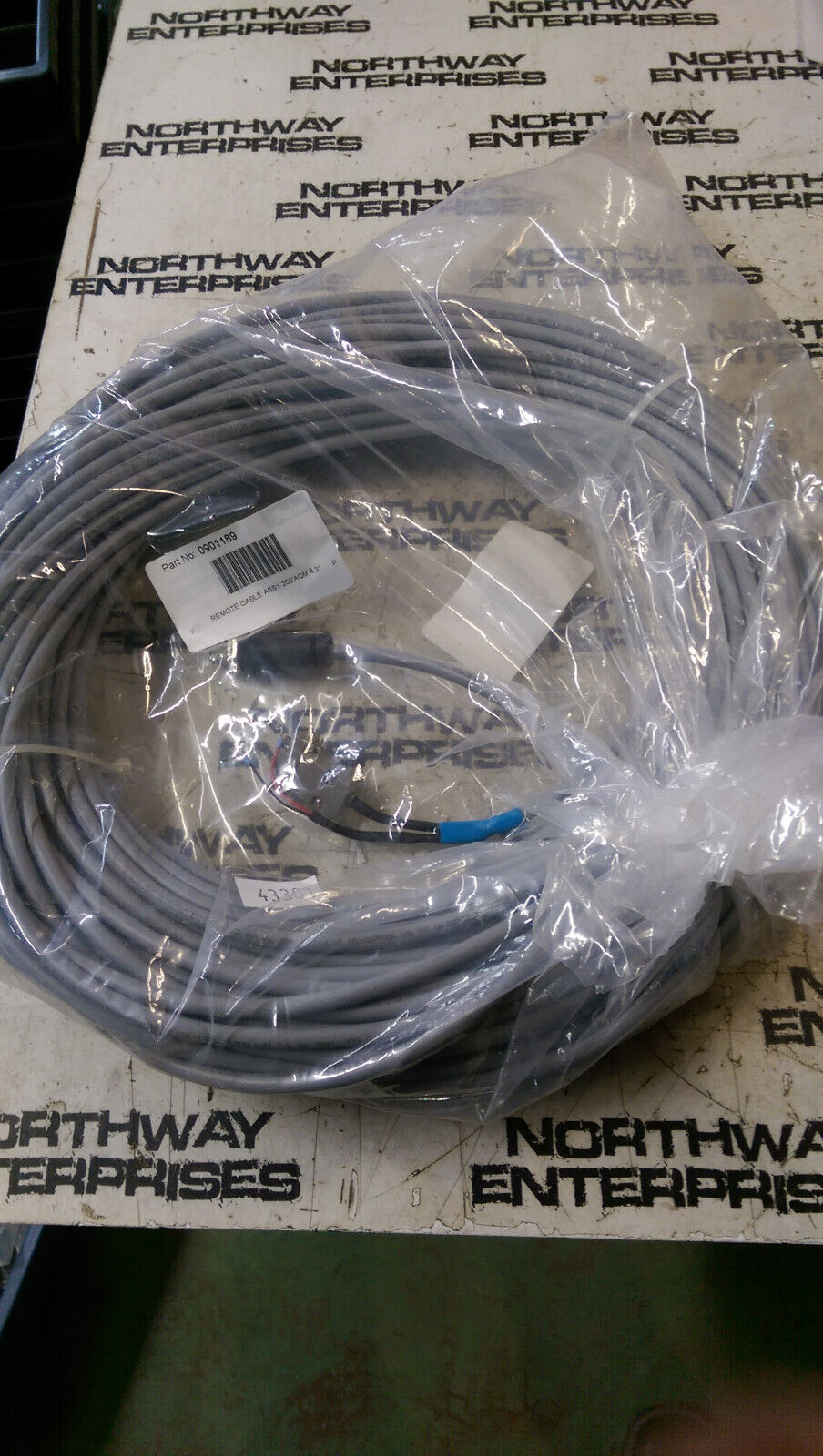 0901189  REMOTE CABLE ASSY 200' 4.3?
