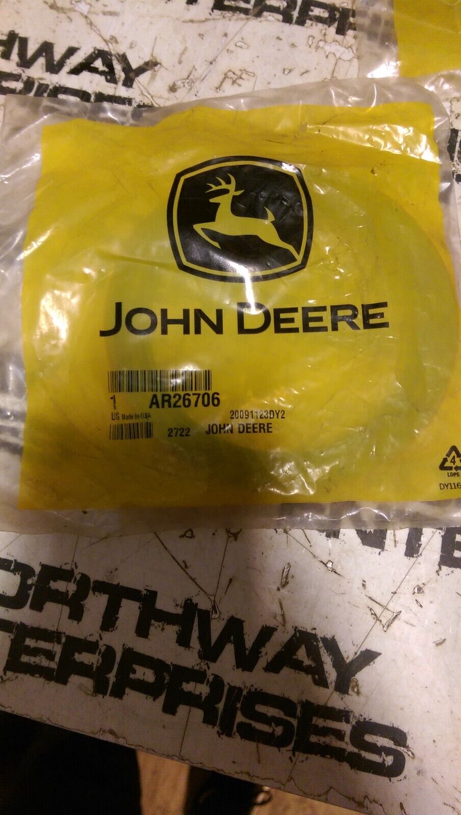 JOHN DEERE SEAL PART AR26706