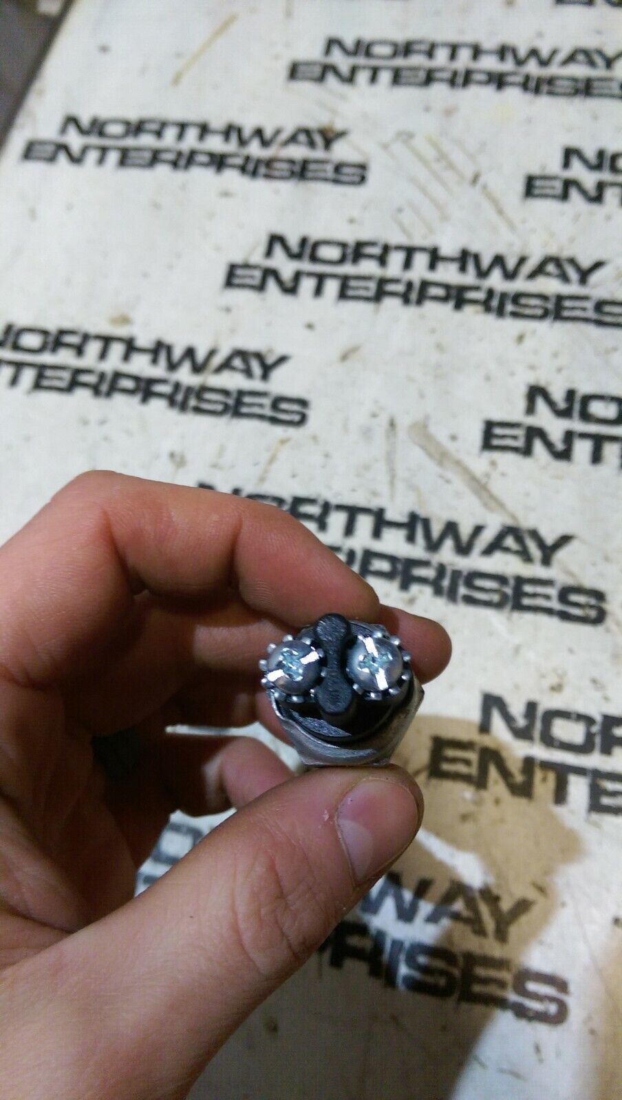 Cat 9P-9520 SWITCH