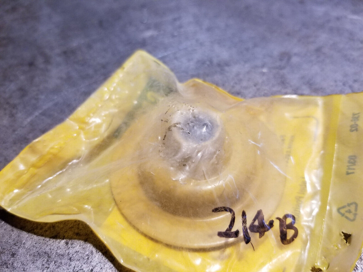 285-0612 Steering Cylinder Dust Cap 2850612