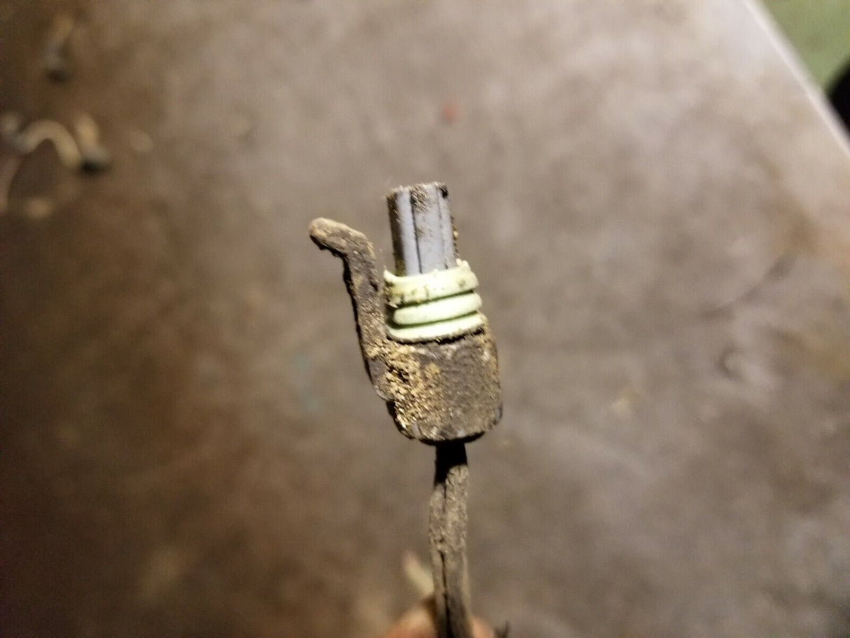 3 PIN 3 WIRE 99-02 7.3L POWERSTROKE ENGINE PIGTAIL green
