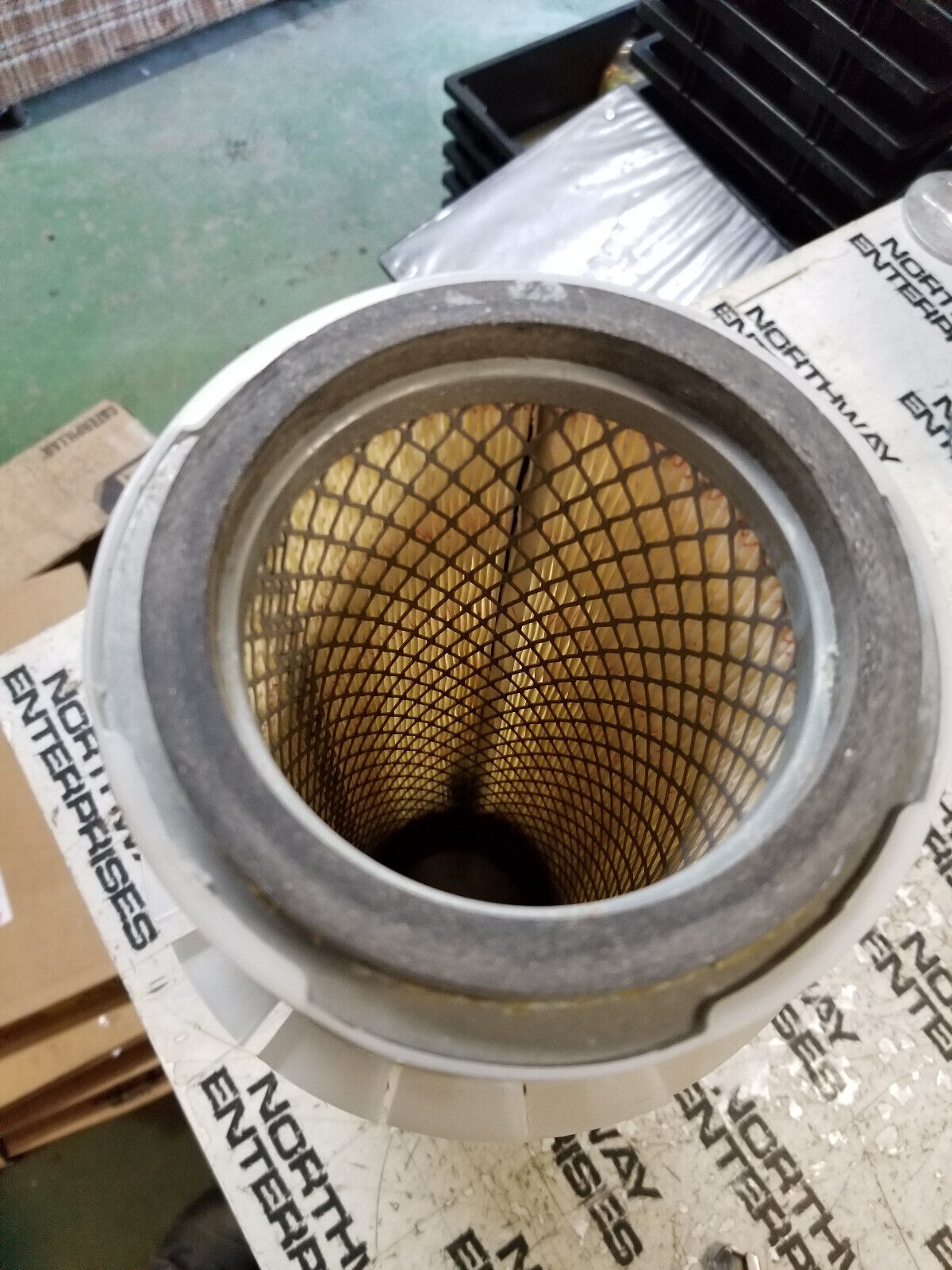 NAPA AIR FILTER 546606 P119135