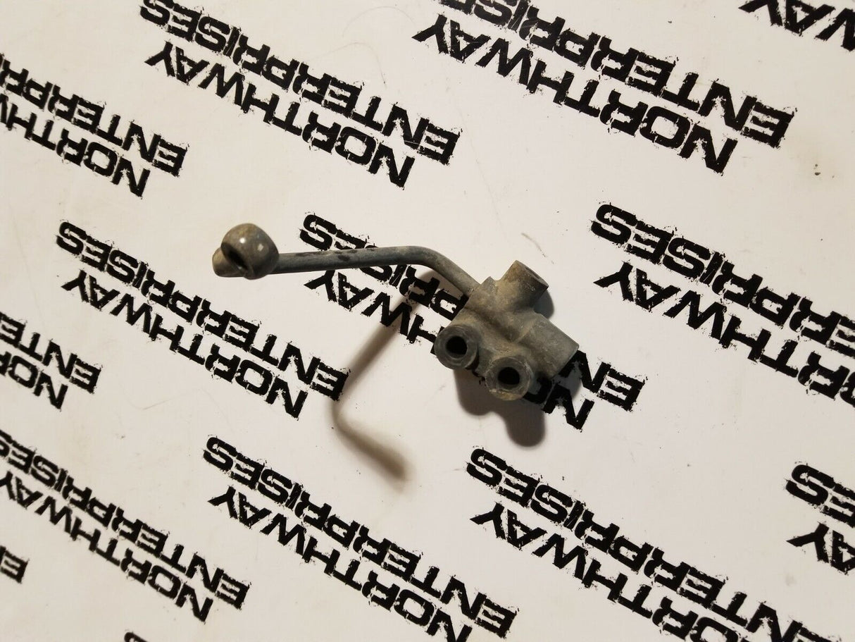 2001-2004 Chevy GMC 6.6 LB7 Duramax Fuel Line Connector 97215994