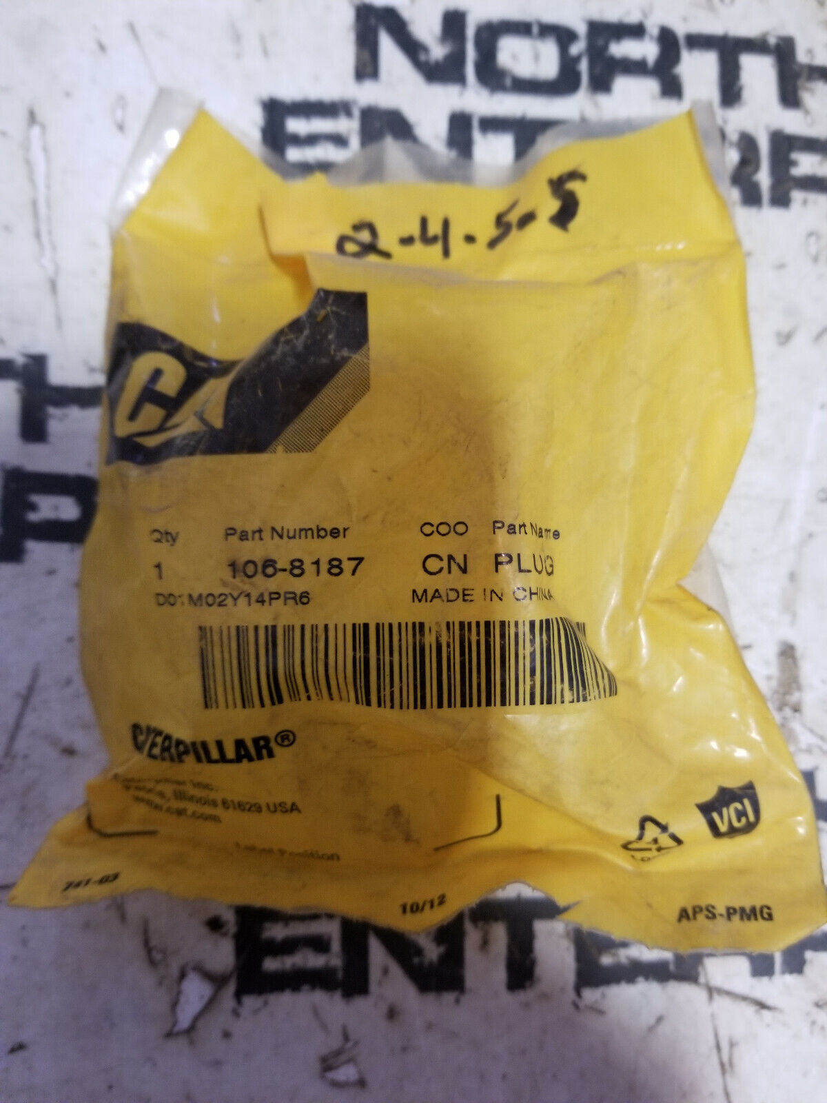 106-8187 CATERPILLAR CAP