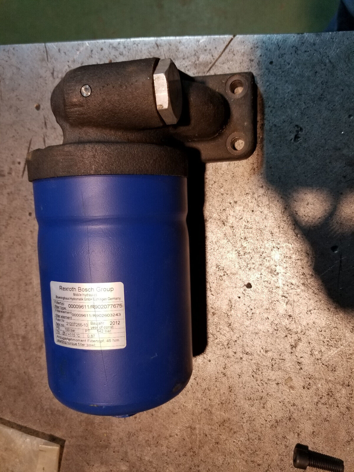 New Rexroth Bosch Mobile Hydraulics R902077675 00009611
