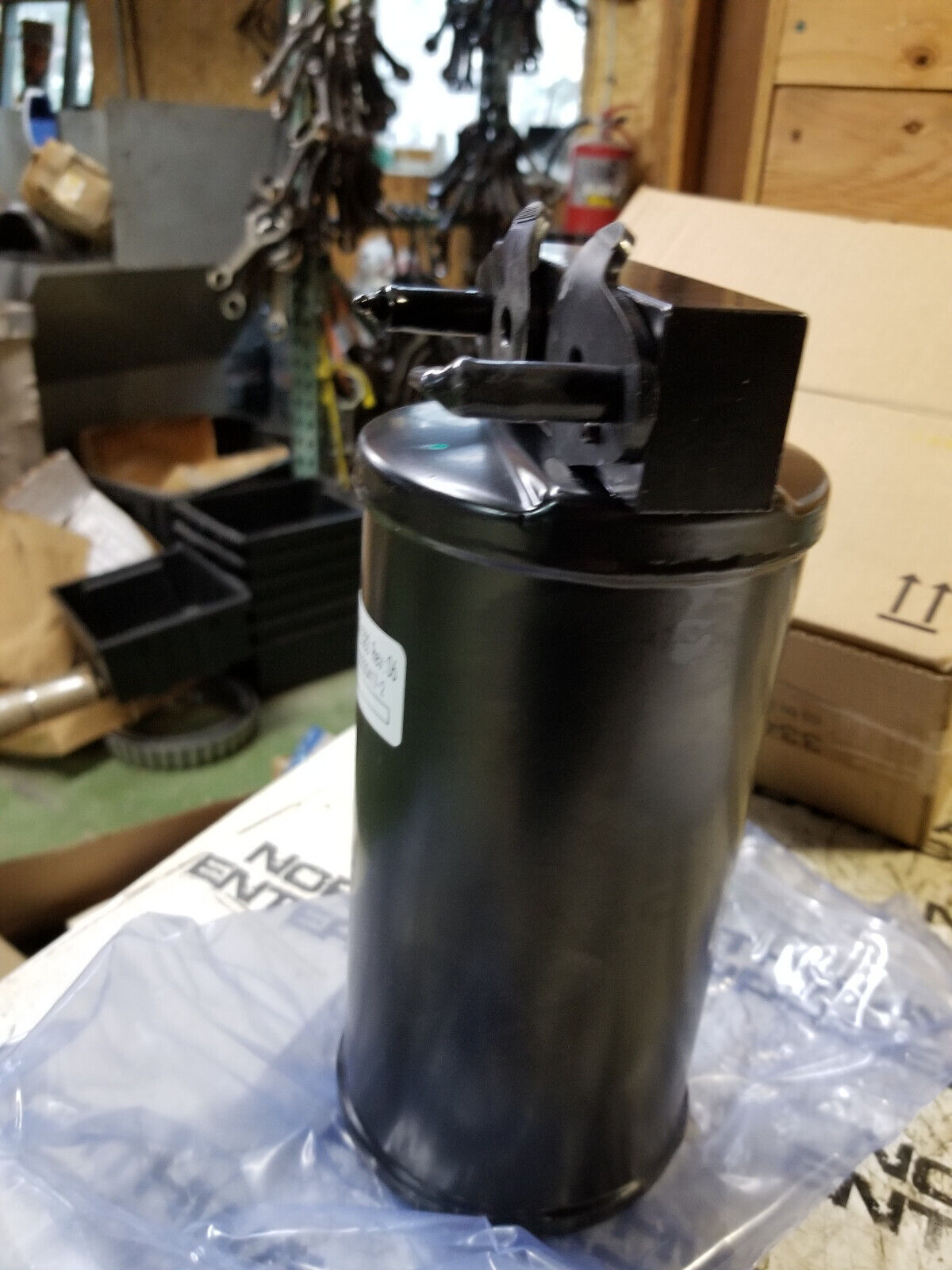 308-2583 Genuine OEM CATERPILLAR Vertical Mount Refrigerant Accumulator