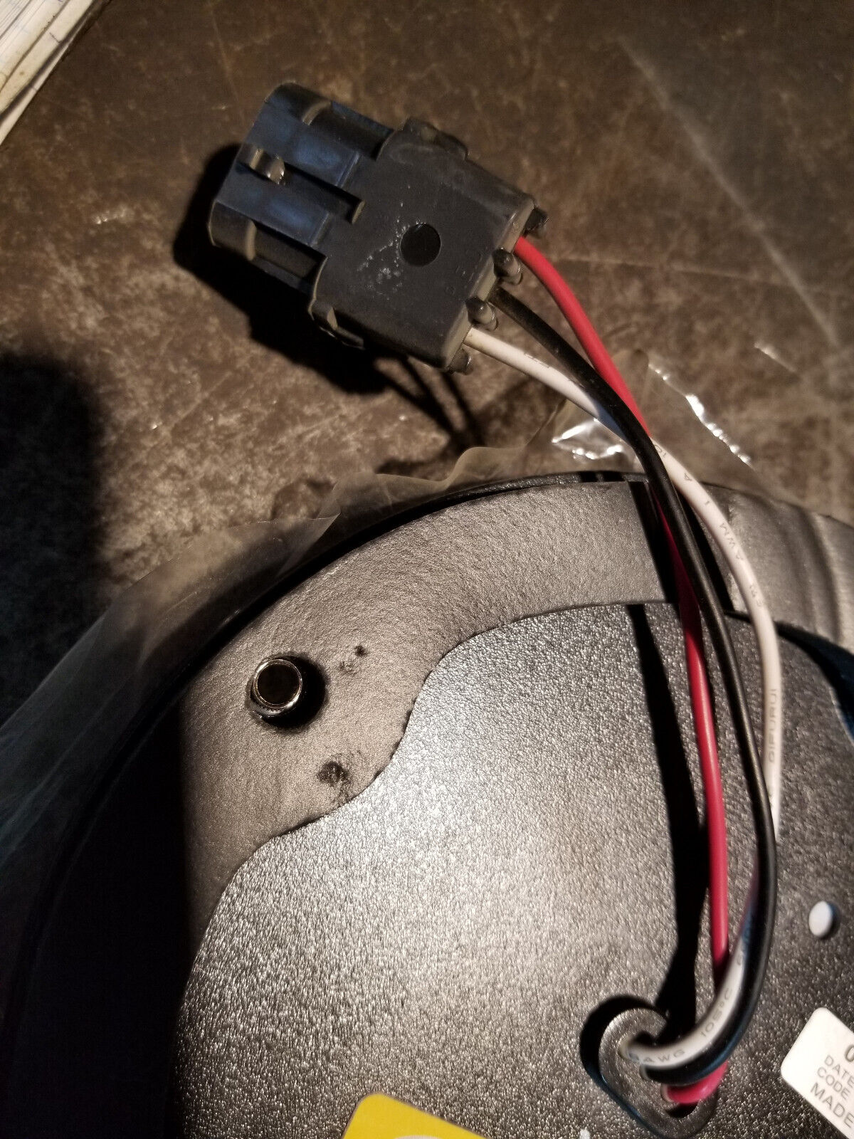 NEW 10062928 - RED LIGHT STOP-TAIL,7 IN, LED CROSS: 10062928, ECV7561STT