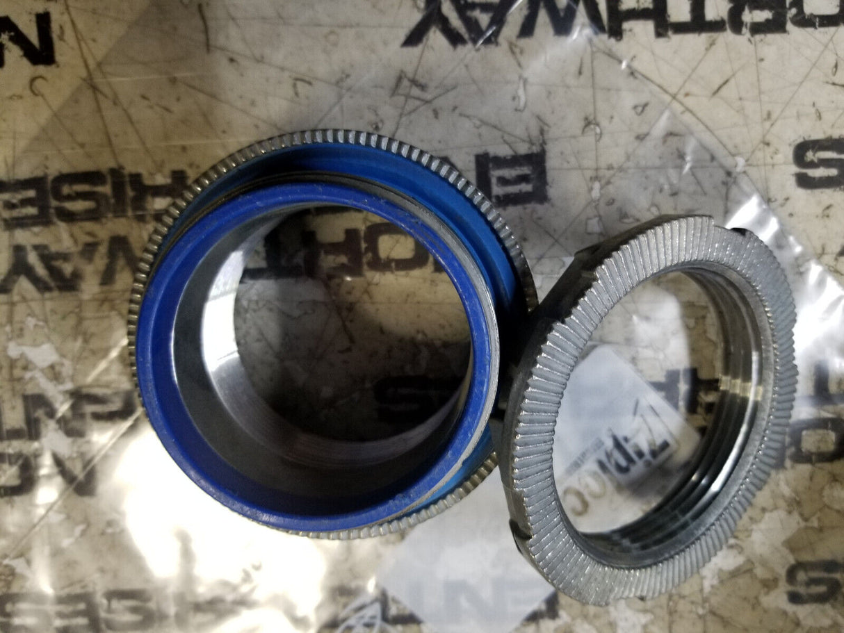 LOT OF 5 - Thomas & Betts Div 2 EFG III Type 4 Conduit Fitting 1-1/2"