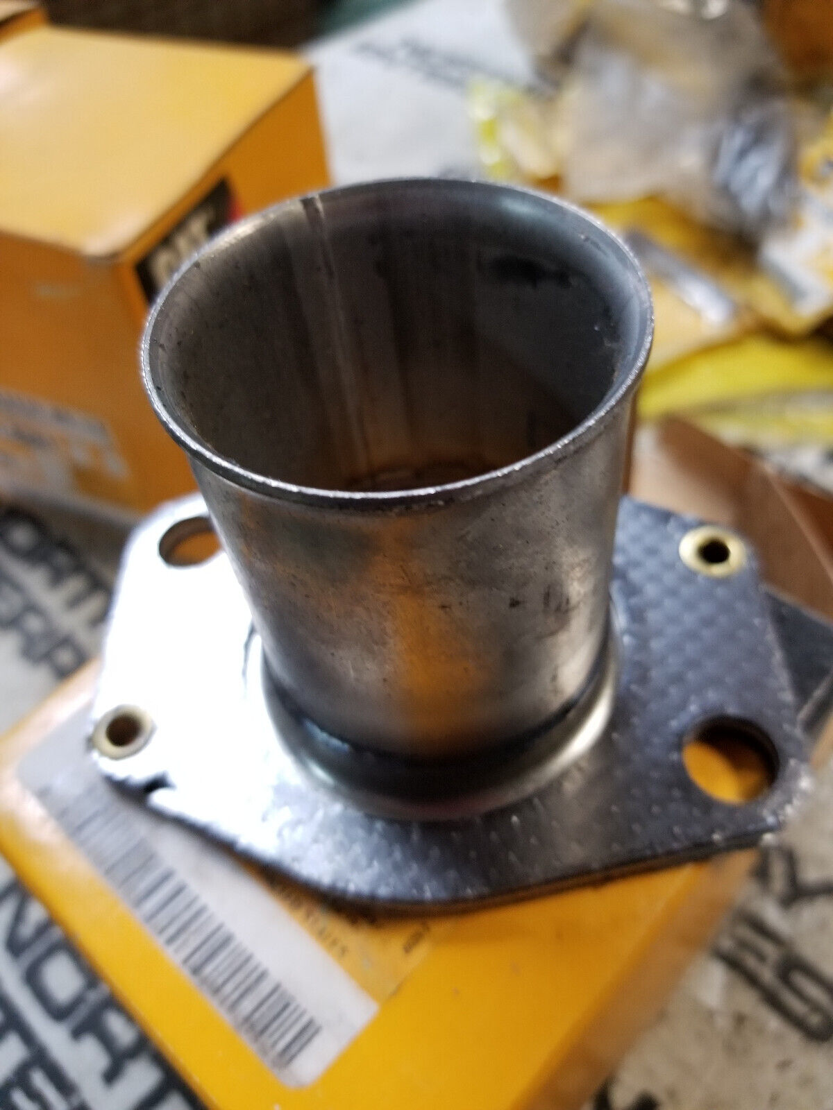2818261 CATERPILLAR EXHAUST SLEEVE 281-8261