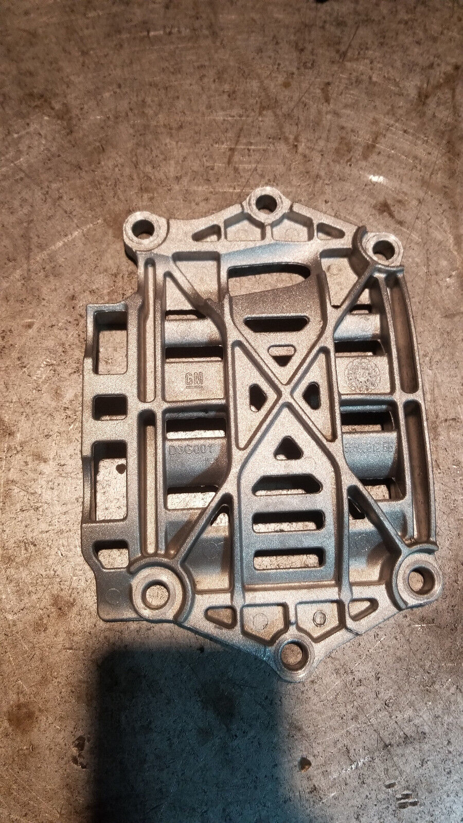 2.8L DURAMAX LWN 55592612 Engine Oil Sump Windage Tray