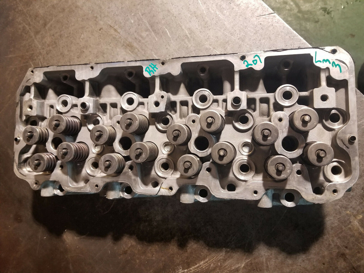2006-2010 Chevy GMC 6.6 LBZ LMM DURAMAX CYLINDER HEAD RH PASSENGER