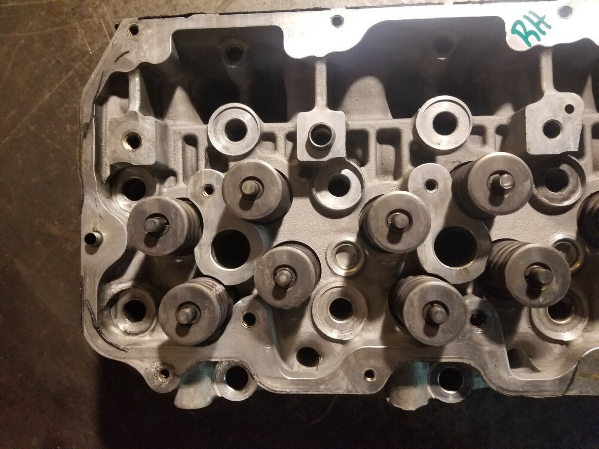2006-2010 Chevy GMC 6.6 LBZ LMM DURAMAX CYLINDER HEAD RH PASSENGER