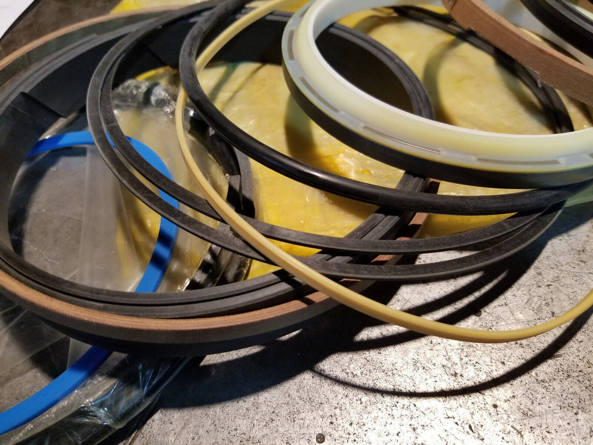 518-9271 Genuine OEM CATERPILLAR CYLINDER SEAL KIT 365C 385B 385C 385C L