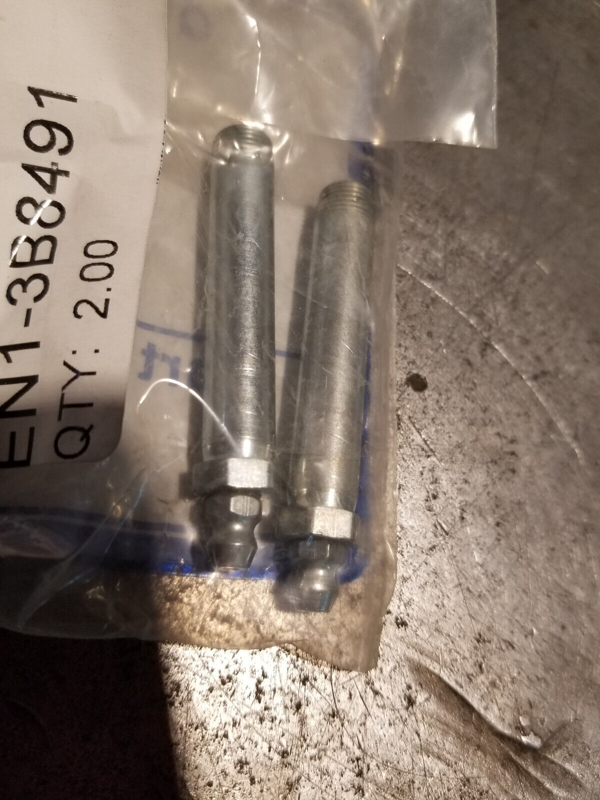 lot of 2pc - 3B-8491 Caterpillar 1/8" Thread Straight Adapter