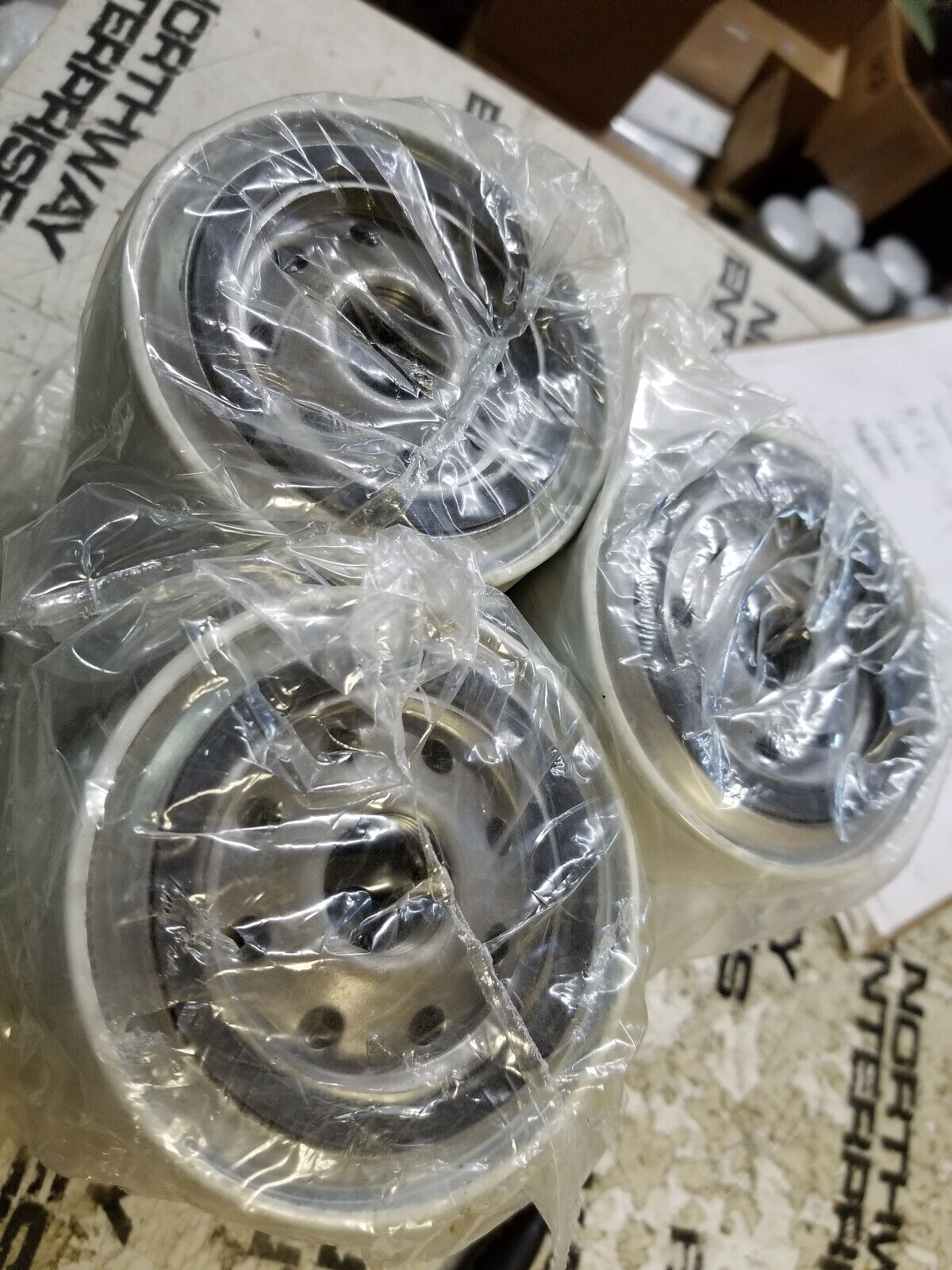 LOT OF 3PC - Donaldson Lube Filter Spin-on Full Flow- P550166