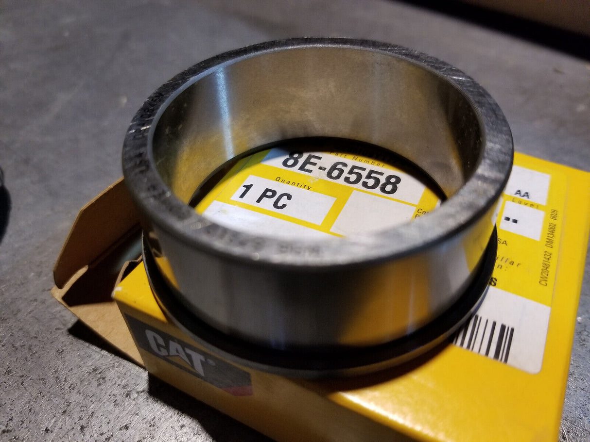 8E-6558 Caterpillar 63.50mm Outer Diameter Race Roller Bearing 8e6558