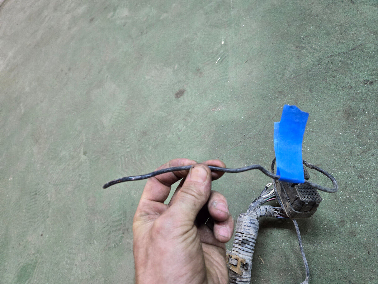 6.7L CUMMINS ENGINE HARNESS FOR PARTS 4945369