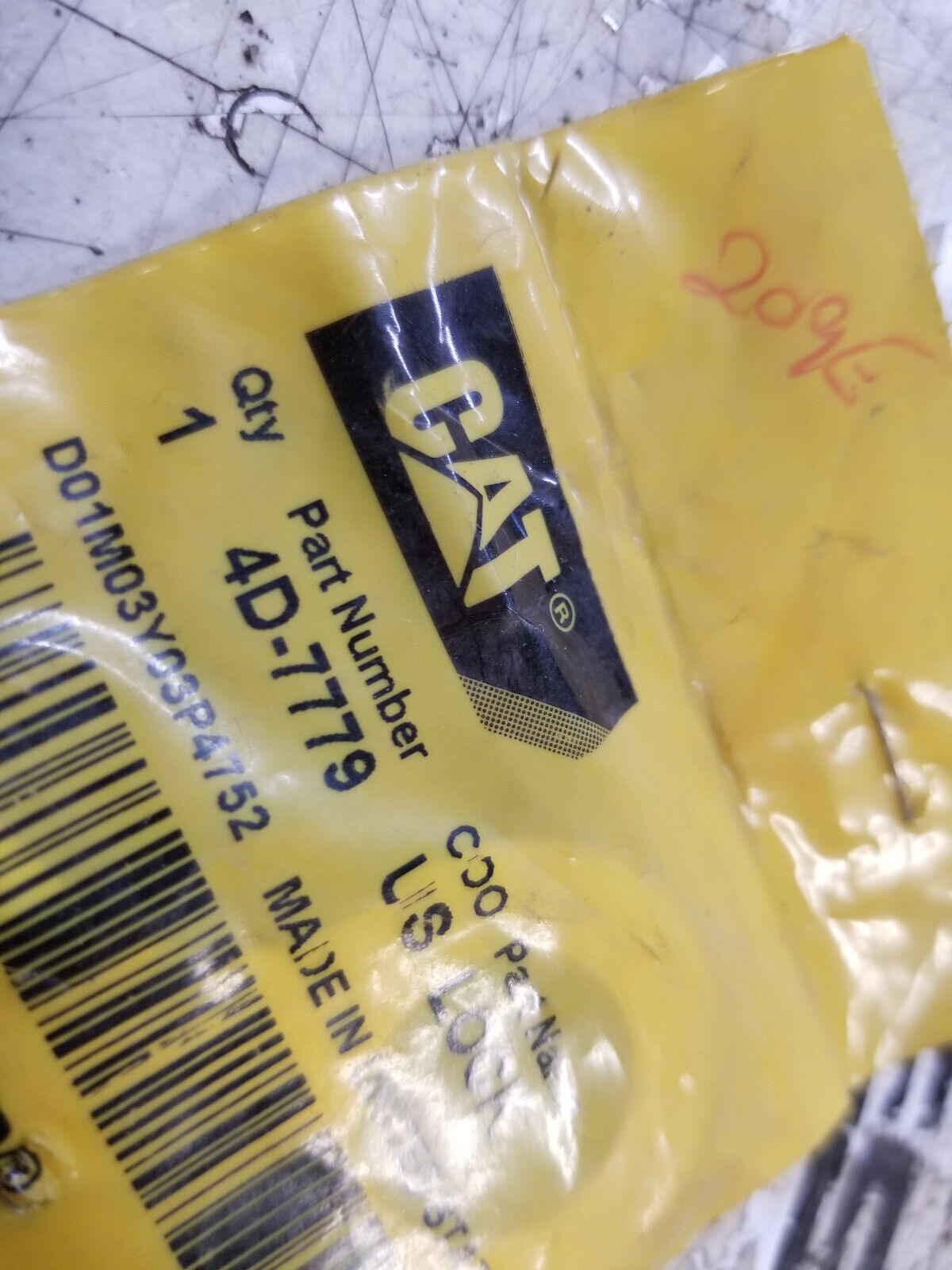 Caterpillar 4D-7779: Steering Linkage Lock in Steering System