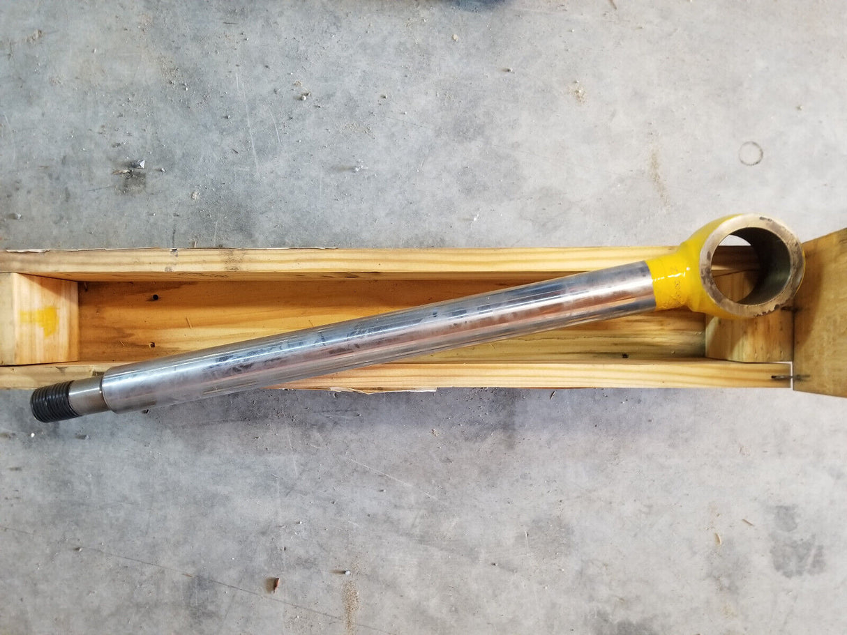 NEW KOMATSU R721-58-40940 CYLINDER ROD 2100004 867666