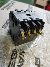 Square D 8910DPA34V02 30A 120V 3-Pole 3-Phase Definite Purpose Contactor