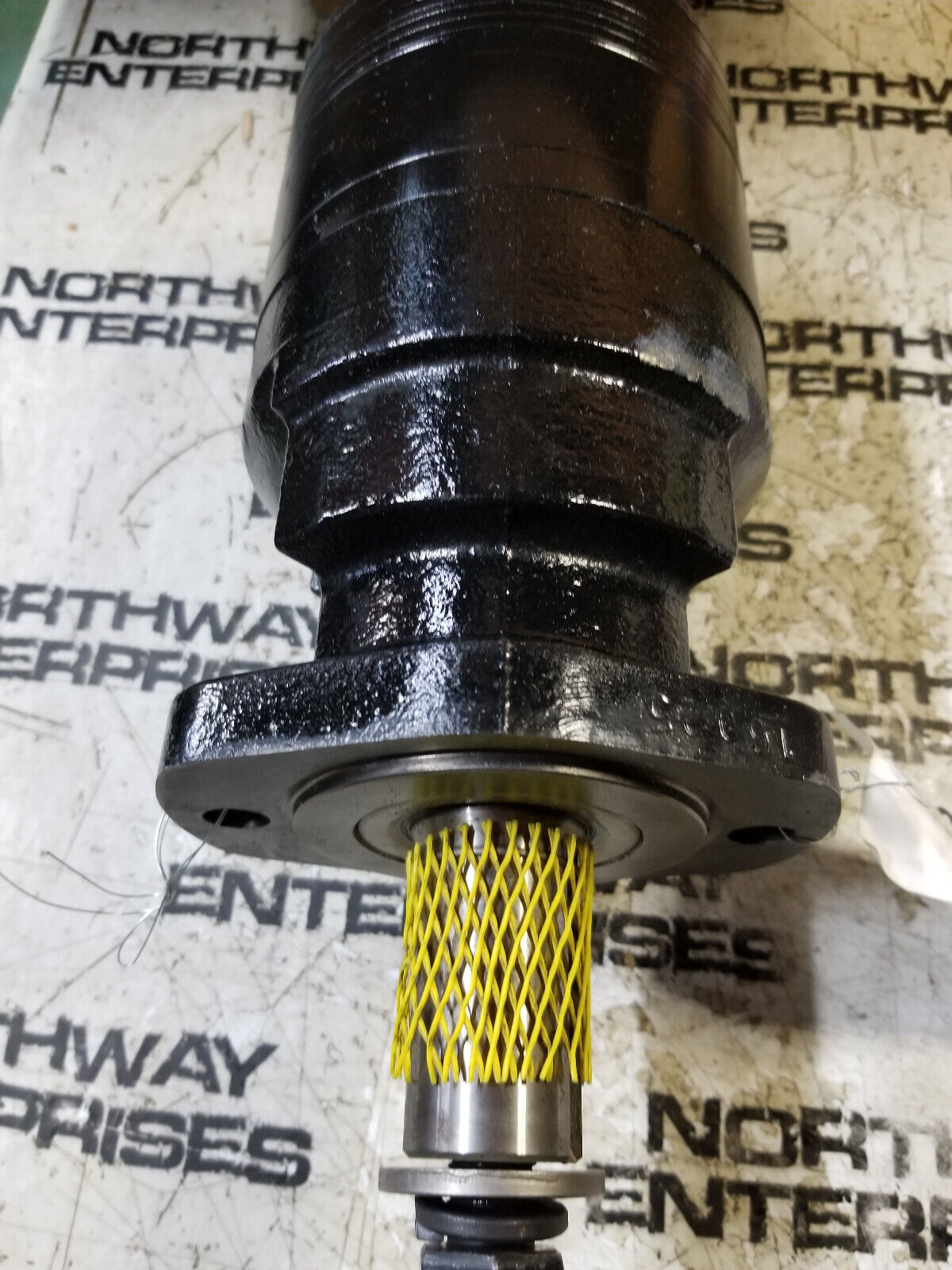 TG0335AS030AAAA PARKER TG Motor 1-1/4" Keyed (SAE C), 2 Bolt (SAE A) Mount