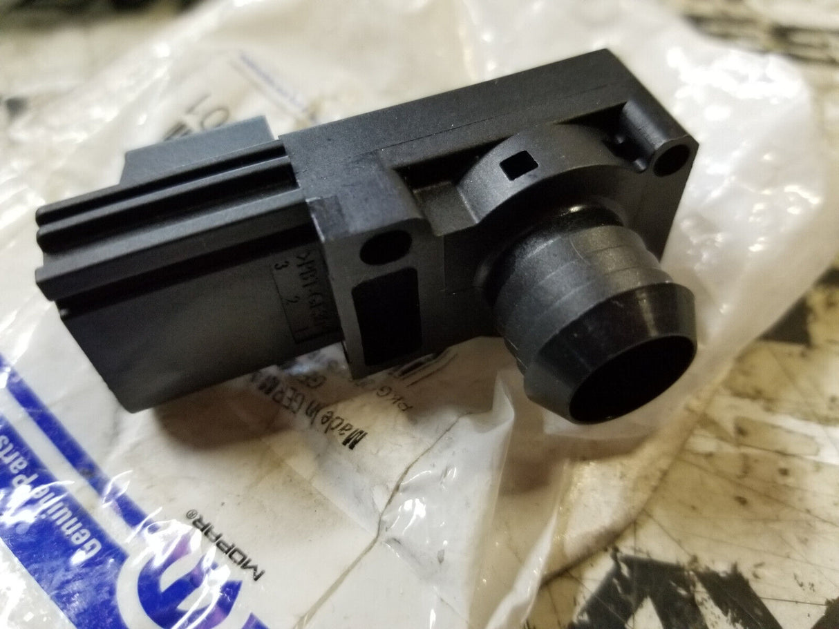 5179922AA New OEM Genuine Mopar Journey 2006-2017 Booster Vacuum Sensor