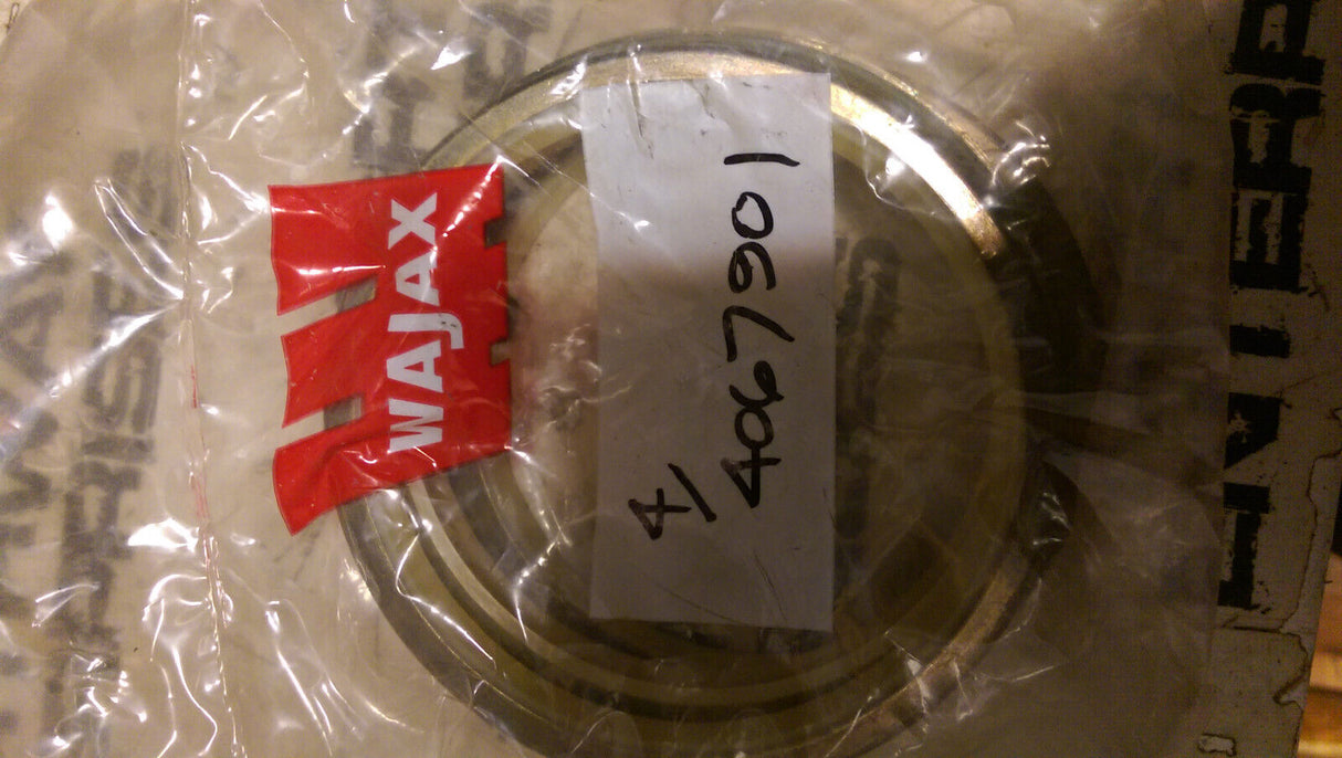LOT OF 4PC 4067901 bucket pin seal fits hitachi ex220 ex220-2/3/5