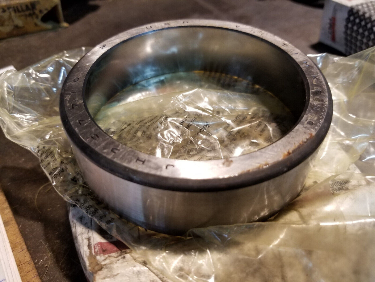 Case Dozer Final Drive Bearing Cup -- 86509783