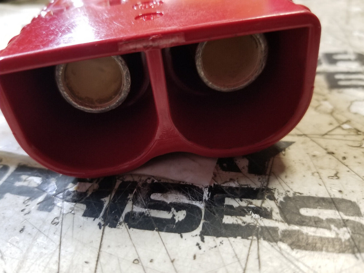 994581 CMC CHARGER PLUG