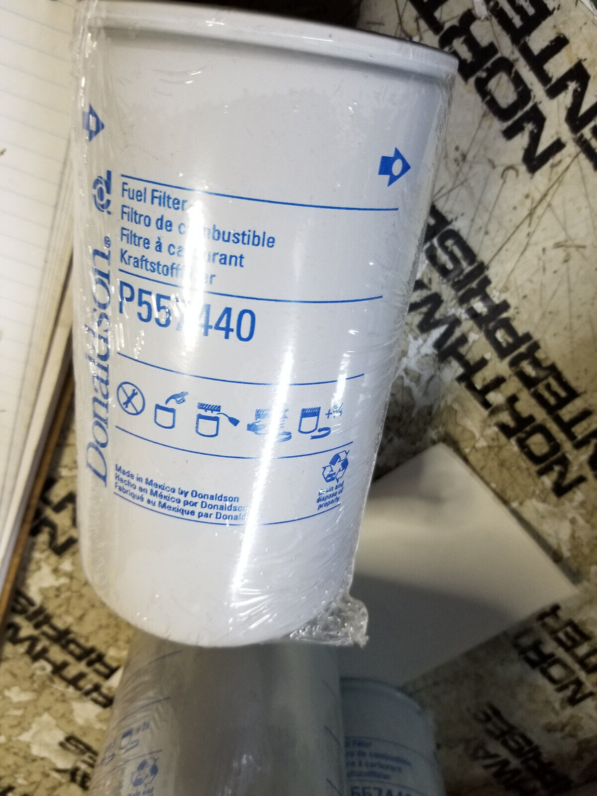 LOT OF 4PC - Donaldson Fuel Filter Spin-on- P557440