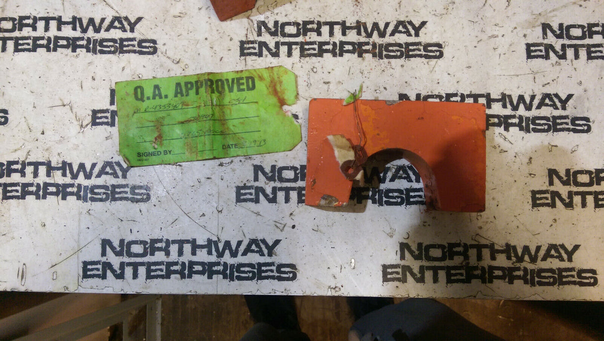 HITACHI 4353409 CLAMP