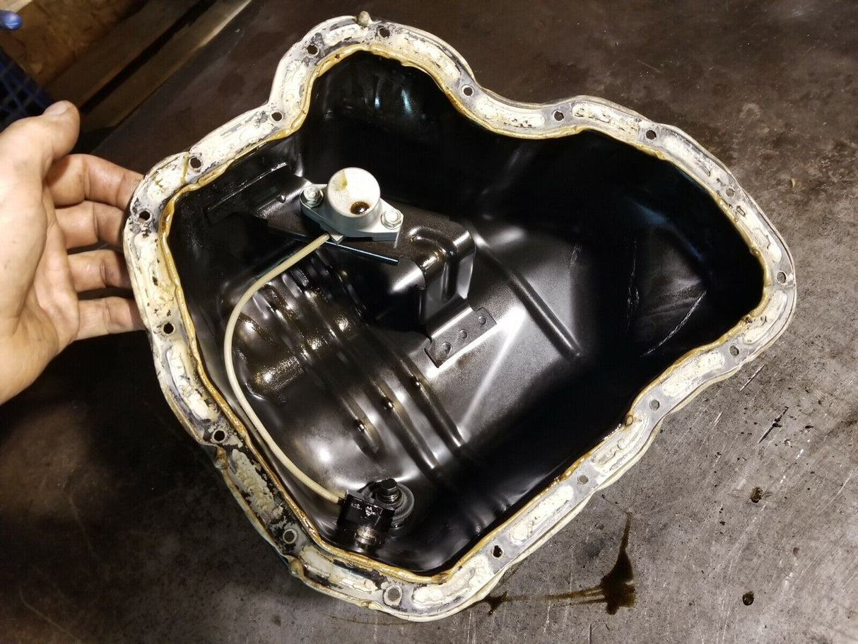 2011+ LOWER OIL PAN CHEVROLET SILVERADO Duramax 6.6l 6.6 LML r269