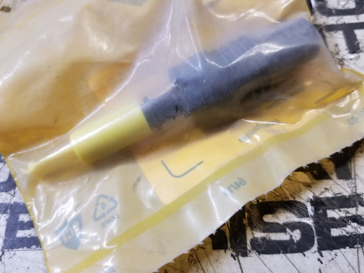 Caterpillar 423-3252 Pump Connector 4233252