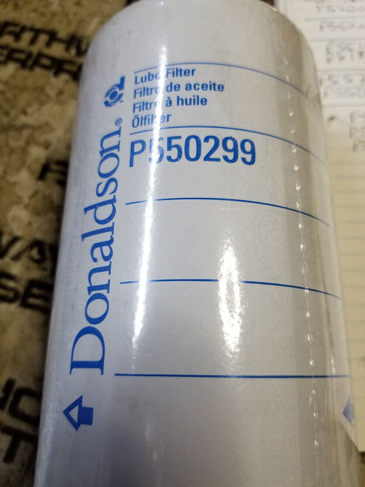 LOT OF 2PC - Donaldson Lube Filter Spin-on Full Flow- P550299