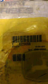 JOHN DEERE T229558