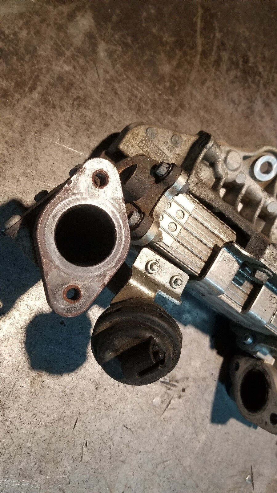 68445601AA 68211310AAA  3.0L ECODIESEL USED EGR COOLER