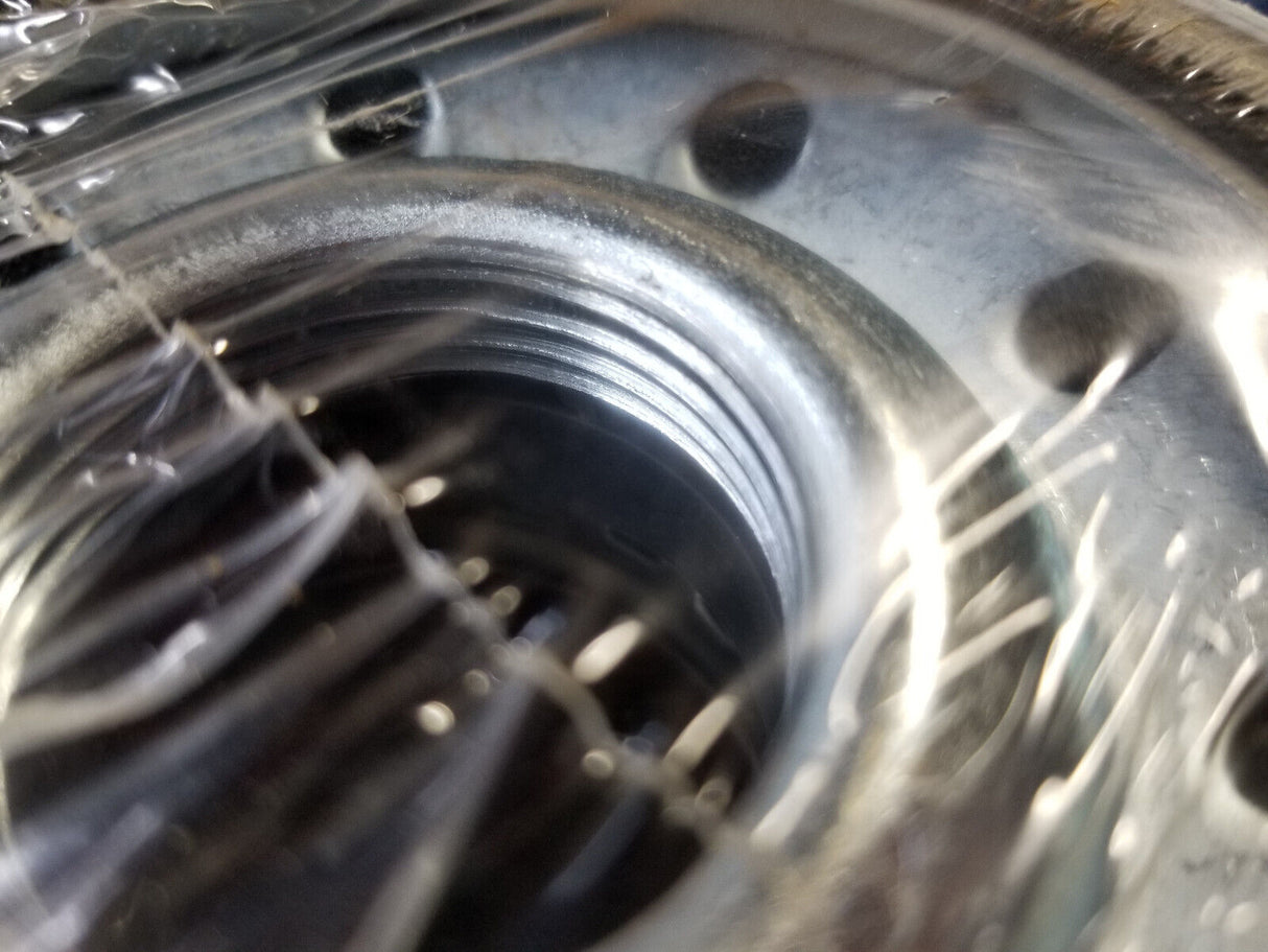 FLEETGUARD LF16045 OIL FILTER