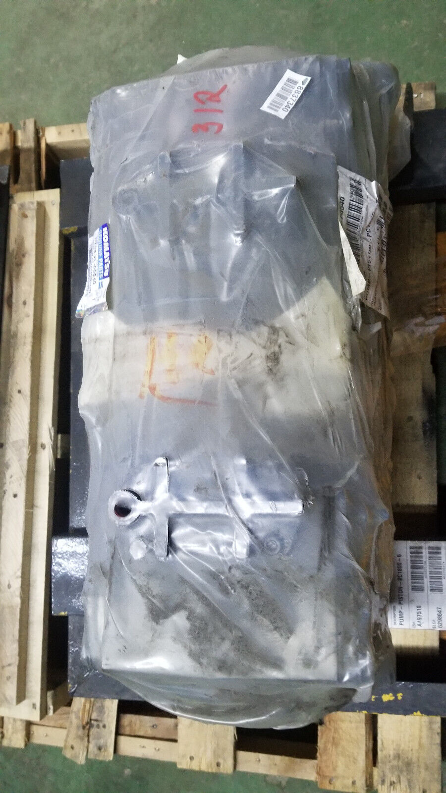 Komatsu R708-2L-00540 - Hydraulic Pump Piston Parts Assembly PC1800, R7082L00540