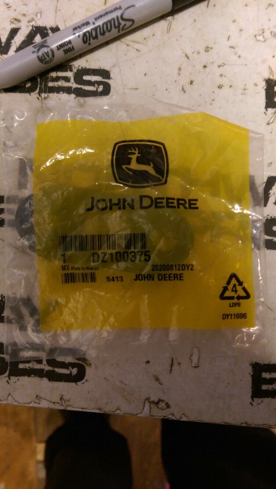 JOHN DEERE DZ100375