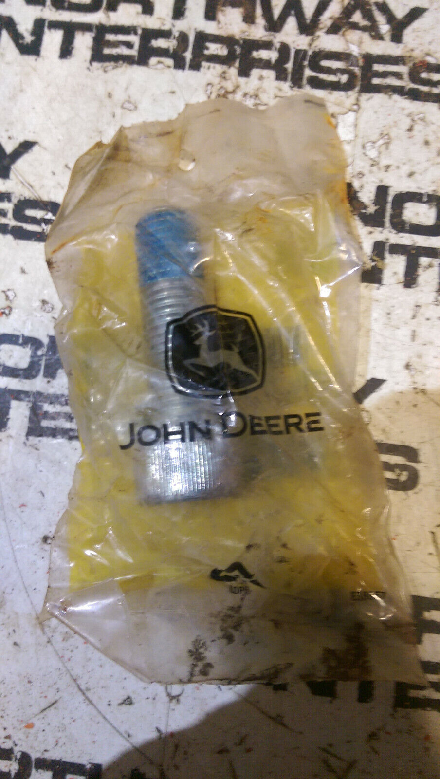 JOHN DEERE 4183176 BOLT